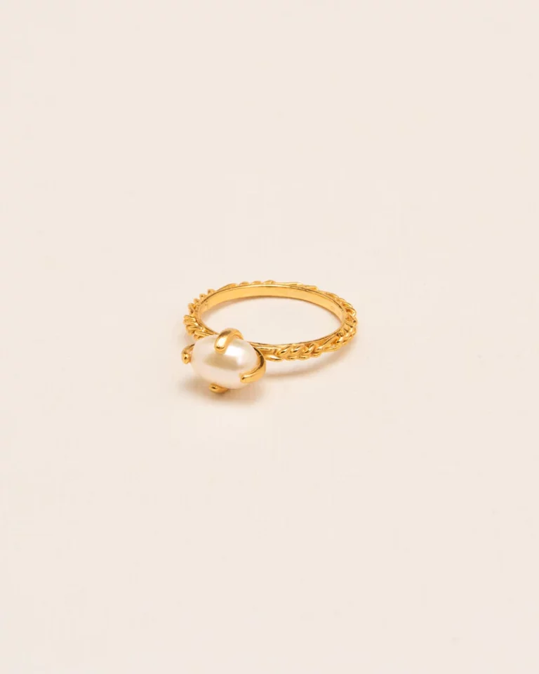 Wouters & Hendrix Ring with ‘Chapters’ texture and freshwater pearl in silver RSC100GP — Juweliers Paul