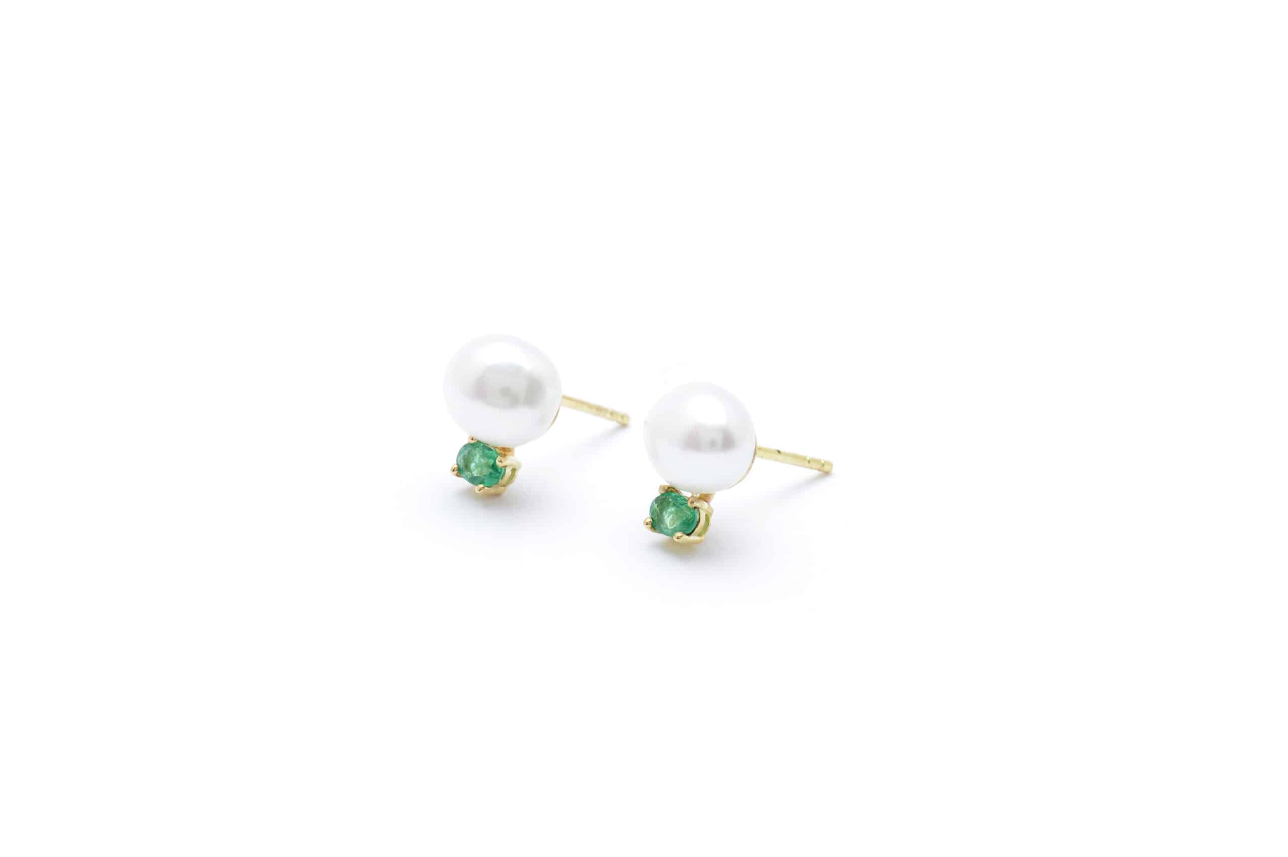 Wouters & Hendrix 18kt Gold Earrings with Freshwater Pearl EGC0150