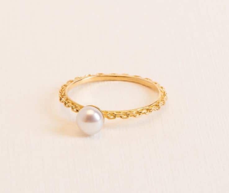 Wouters & Hendrix 18kt Gold fine Ring with white Freshwater Pearl RGC014